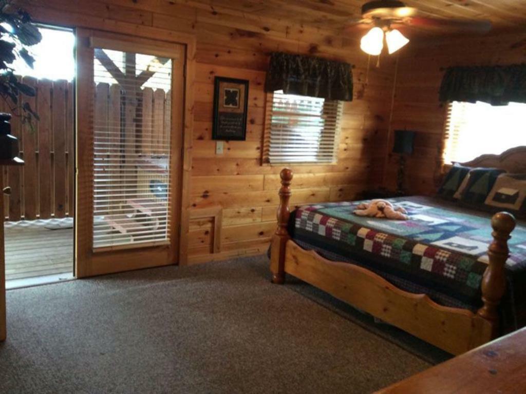 Spacious Party Hut Near Attractions McCookville Bagian luar foto